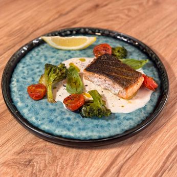 Salmone con verdure (255 г)