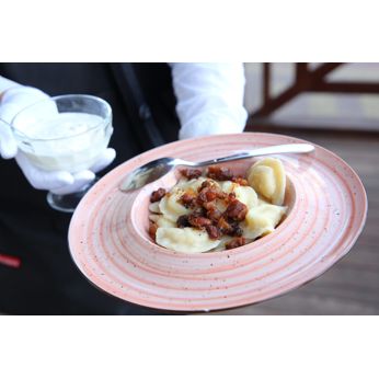 Вареники з картоплею і сметаною (200/50 г)
