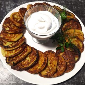 Деруни зі сметаною (300\100 г)