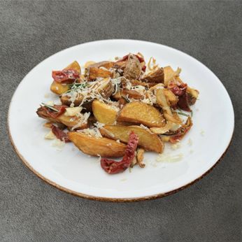 Печена картопля з грибами та в'яленими томатами (310 г)