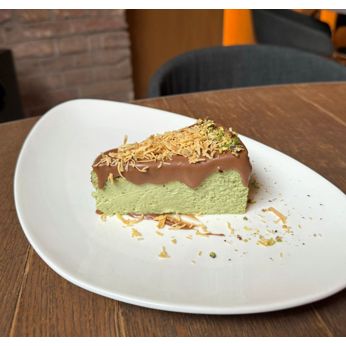 Баскський фісташковий чізкейк (125/40г)