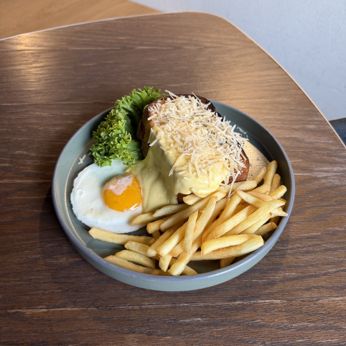 Крок-мадам (400 г)