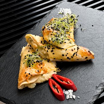 Лаваш з моцарелою (200 г)