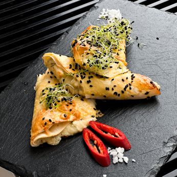 Лаваш з моцарелою (200 г)