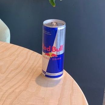 Red Bull (0,25 л)