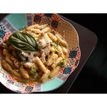 Cavatelli con pollo e broccoli