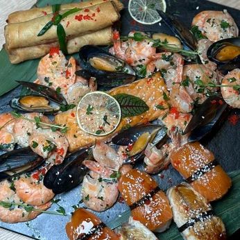 Дошка морепродуктів (1300 г)