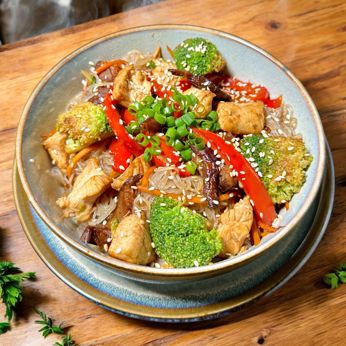 Фунчоза з куркою (450 г)
