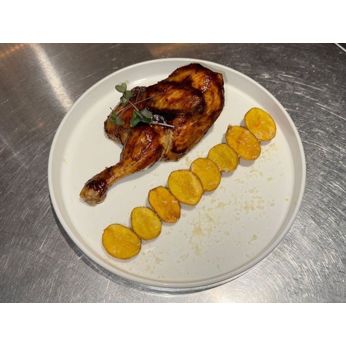 Пів курча BBQ з молодою картоплею