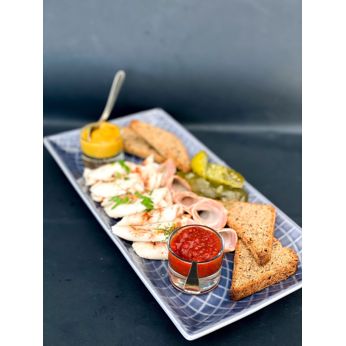 Асорті сала з грінками та часником (250 г)