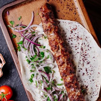 Кебаб з курятини з сиром сулугуні