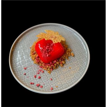 Полуничний торт (120 г)