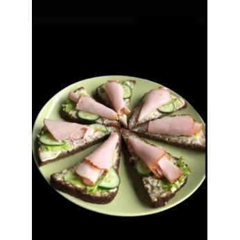 Канапка з шинкою (30 г)