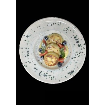 Сирники з ванільним кремом та фруктами (290 г)